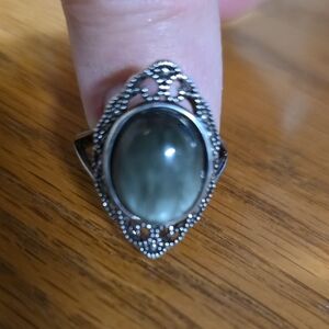 Silver and Green Stone Women's Adjustable Ring